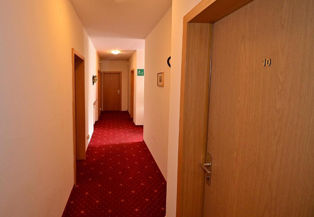 Transit Rooms - Your Stopover Sterzing Exteriör bild